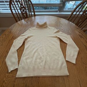 Antonio Melani Ivory Cashmere Turtleneck Sweater Size M Raw Seams EUC